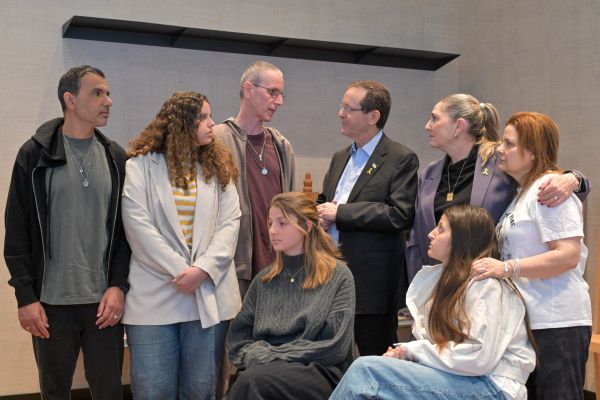 החטוף ששוחרר סיפר על תנאי השבי: אי אפשר לנוח אפילו לדקה אחת