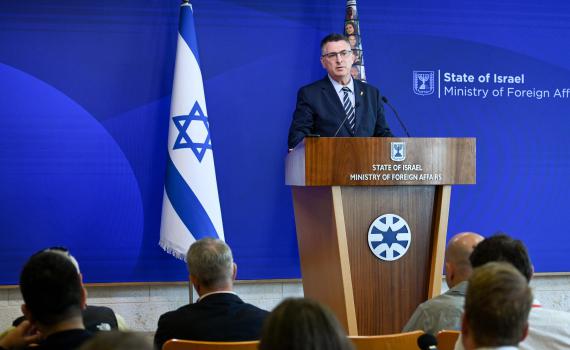 סער: "חמאס פועל לאמץ את 'מודל חיזבאללה', לא נאפשר זאת"