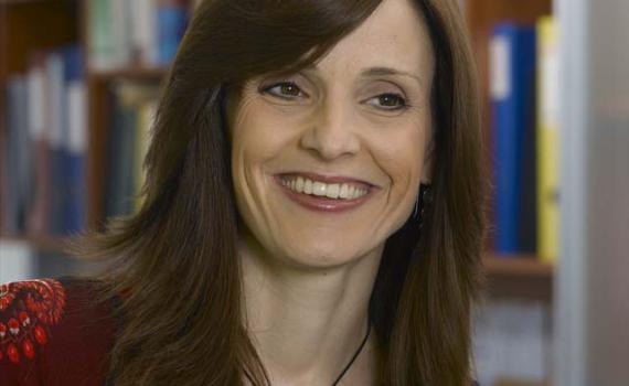 פרס ישראל בחקר ההנדסה לחוקרת הסרוגה