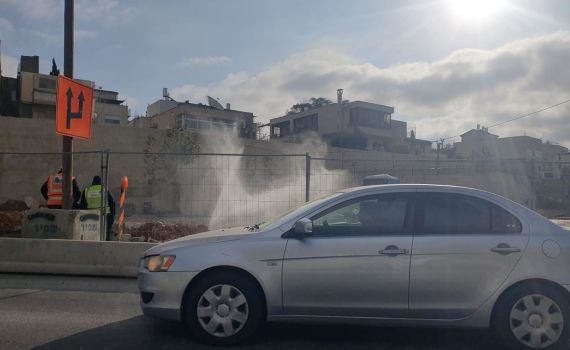 צינור התפוצץ בצומת פת: ייתכנו הפסקות מים בקטמון ותלפיות