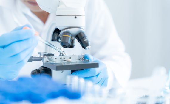 כתב אישום: רופאים הביאו לארץ ביציות מופרות עם מחלות גנטיות