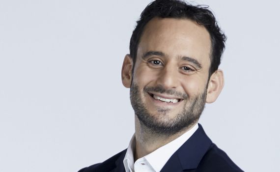 הכתב סרב להנחות את טקס המשואות; מי כן צפוי להסכים