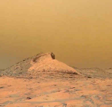 תיעוד דרמטי: כך נראים ההרים במאדים | צפו