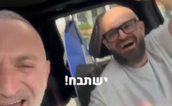 מה קשור? שלום מיכאלשווילי והזמר המוכר מאזינים לשירם | צפו