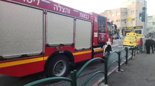 אסון בחיפה: בת 65 במצב אנוש כתוצאה משריפה שפרצה בביתה