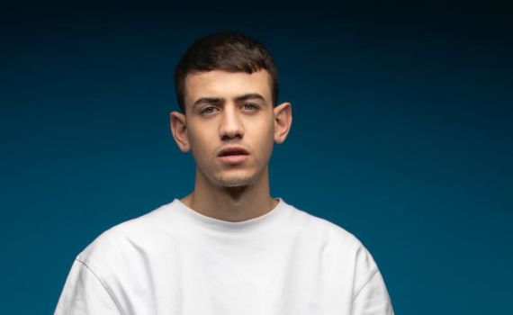 "תמיד אוהב אותי": ששון איפרם שאולוב משחרר אלבום חדש