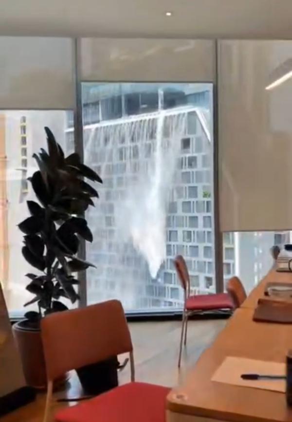 רעידת אדמה בתאילנד: עשרות לכודים תחת בניין שקרס. צפו