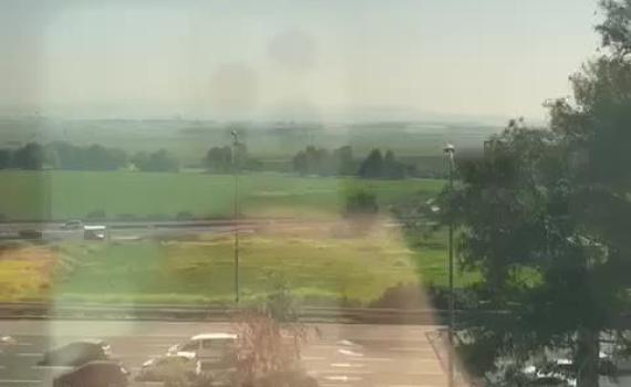 המחבל רץ ויורה בנוסעים: תיעוד הפיגוע בצומת התשבי