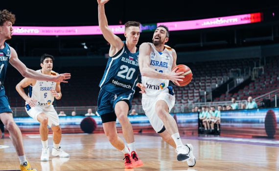 תפגוש את דונציץ': אלו היריבות של נבחרת ישראל ביורובאקסט 2025