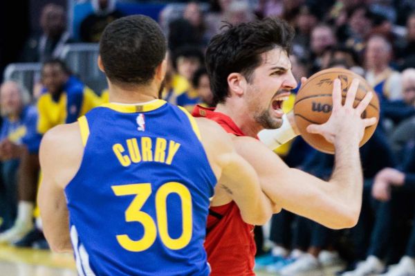 זעזוע ב-NBA: מאמנו של דני אבדיה נעצר ונלקח לחקירה ב-FBI