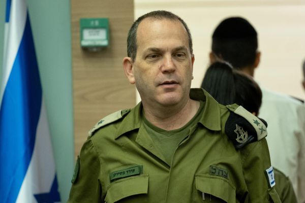ראש אגף המבצעים עודד בסיוק הודיע על פרישה מצה"ל