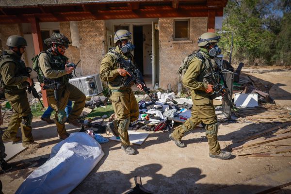 מפקד היחידה לטיפול בחללים מסכם 450 ימי פעילות