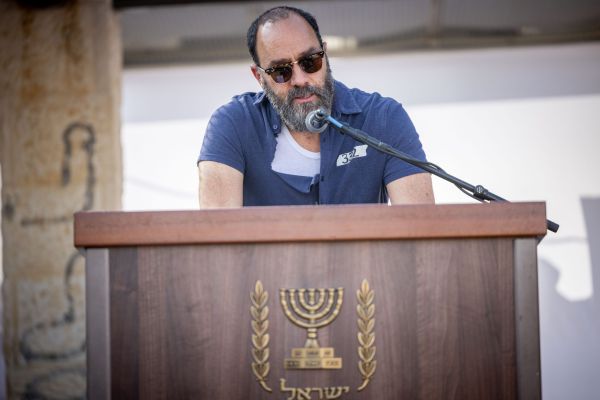 אביו של הרש לחברי הקואליציה: הסירו את סיכות החטופים