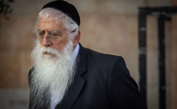 פרוש מגיב להאשמות ותוקף את משרד החינוך: "לא מבצע את תפקידו"