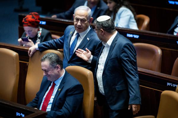 אלוף במיל': "מקווה שהממשלה תעמוד לדין בגין בגידה"