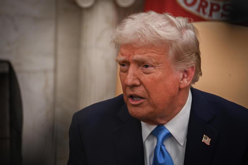 15 מיליארד דולר: טראמפ הגיש תביעת דיבה נגד ה"ניו יורק טיימס"