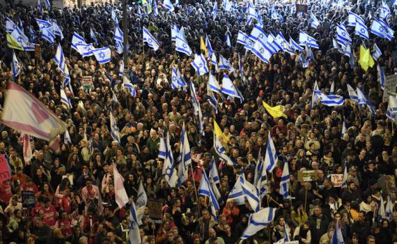 ח"כ מיש עתיד נגד ראשי המחאה: "גזענים; למה מי אתם?"