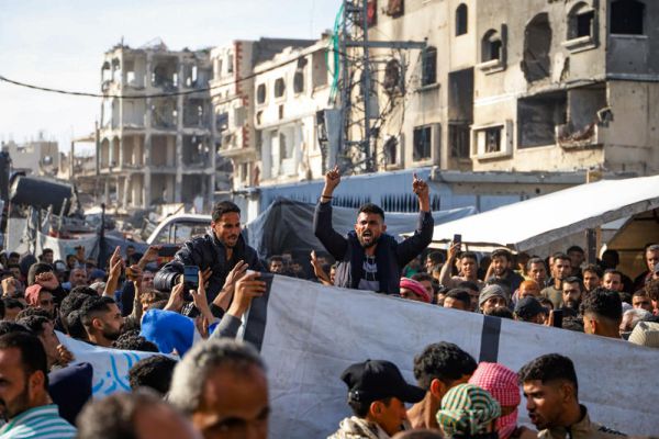 אכזריות: חמאס מוציא להורג אזרחים בעינויים קשים