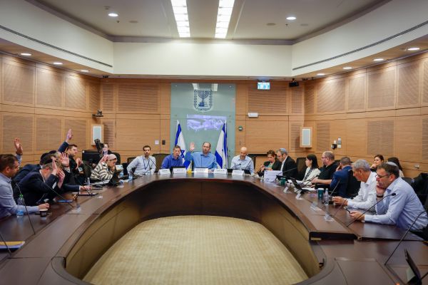 אחרי 900 הסתייגויות: נעצרו ההצבעות על החוק לבחירת שופטים