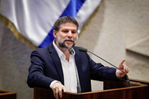 סמוטריץ' מגיב למתקפה ומבטיח: "זה עושק - אני אשים לזה סוף!"