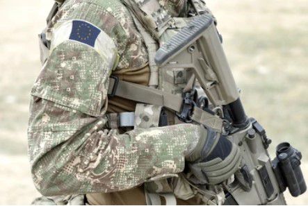 עידן המלחמות חוזר: באירופה שוקלים להחיל גיוס חובה על צעירים