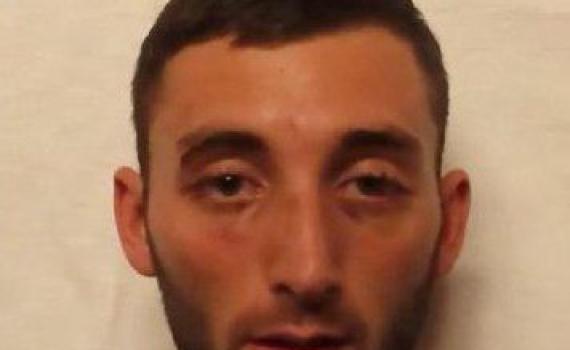 פצוע בפניו: תיעוד ראשון של מתן אנגרסט מהשבי