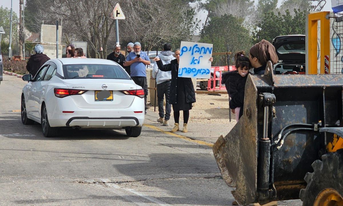 תושבי כפר תפוח זועמים: אף פועל פלסטיני לא יכנס ליישוב