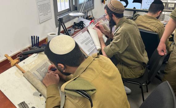 בסוריה, לבנון, עזה ואיו״ש: כך יחגגו חיילי צה״ל את חג הפורים