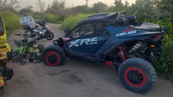 מורדם ומונשם: ילד בן 8 נפצע קשה בהתנגשות טרקטורונים