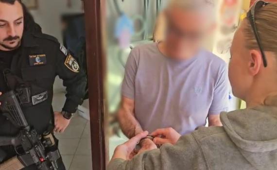 נעצר: מפגין קפלן החשוד בהטרדה מינית של לוחמת מג"ב נלקח למאסר