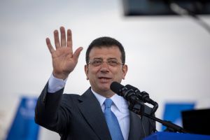 כתב אישום חסר תקדים: דרישה לאלפי שנות מעצר ליריבו של ארדואן