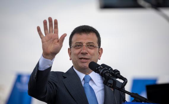 בית המשפט הכריע: ראש עיריית איסטנבול יישאר במעצר עד משפטו