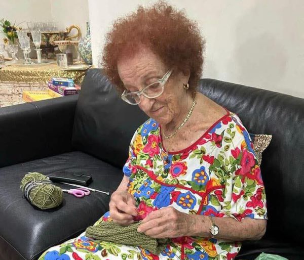 הסבתא הסורגת הצבאית תדליק משואה ביום העצמאות