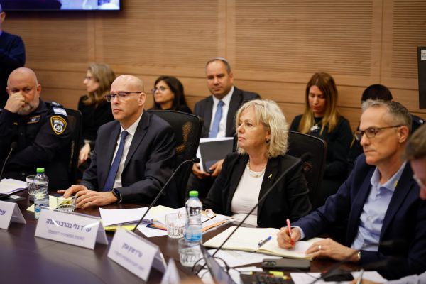 היועמ"שית הגיעה לדיון בכנסת: "אין אכיפה בררנית"