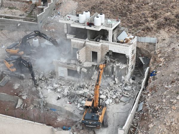 המאבק נמשך: נהרסו מבנים לא חוקיים בשמורה ההסכמית