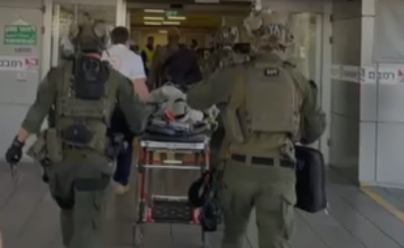 פינוי מוסק: יחידת חילוץ הוזנקה לפנות ילד בן 10 שנחבל | צפו