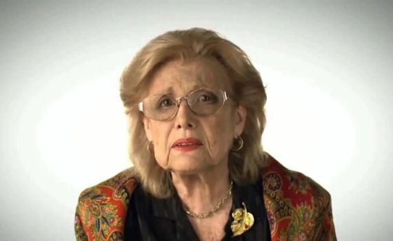 "גשרים של תקווה": זאת ההיסטוריונית שנבחרה להדליק משואה