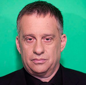 בגיל 64: עמנואל רוזן בקאמבק מפתיע