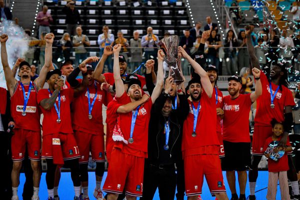 נתניהו בירך את הפועל ת"א: "הישג היסטורי לספורט הישראלי"