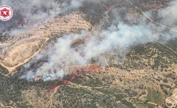 השריפה ליד בית שמש: המשטרה שלחה הודעות פינוי לשלושה ישוביים