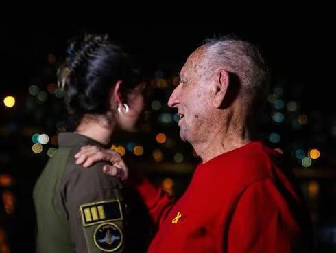 לילד טומי, שניצל מאושוויץ יש היום נכדה קצינה בחיל הים