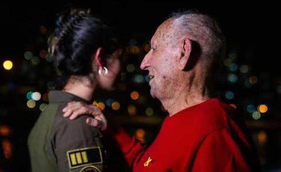 לילד טומי, שניצל מאושוויץ יש היום נכדה קצינה בחיל הים