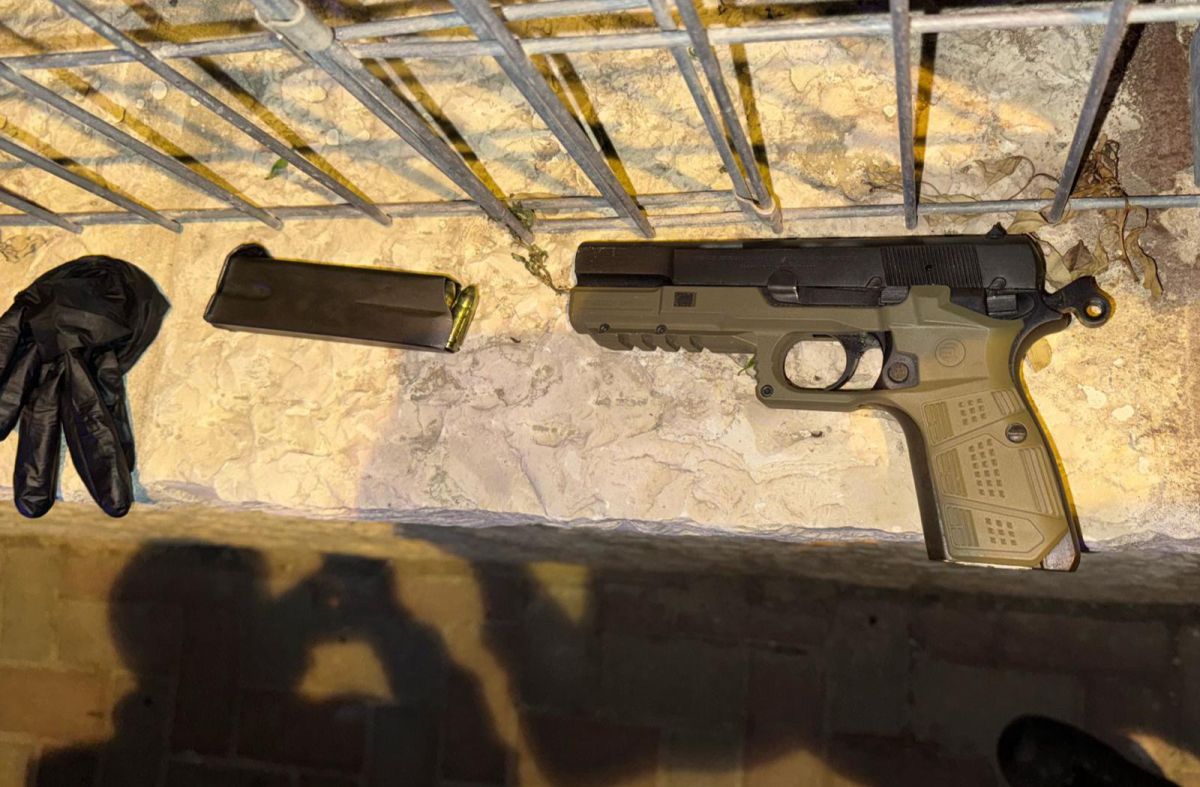 נעצרו במזרח ירושלים שני חשודים בביצוע ירי: ברשותם נמצא גרזן