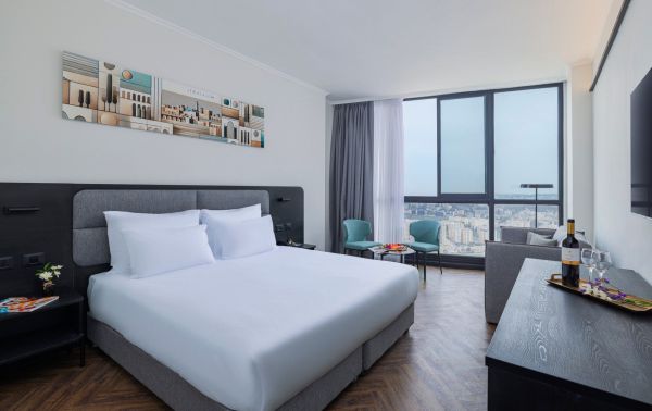 מלון בראון ירושלים: חווית אירוח מחודשת בלב השכונה החרדית