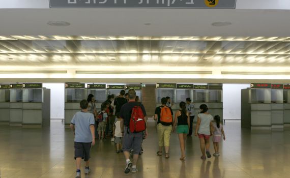 אין כניסה להסתה: 2 חברות פרלמנט מבריטניה סולקו מישראל