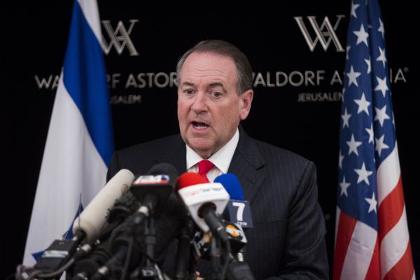 הסנאט אישר את מינוי מייק האקבי לשגריר ארה"ב בישראל