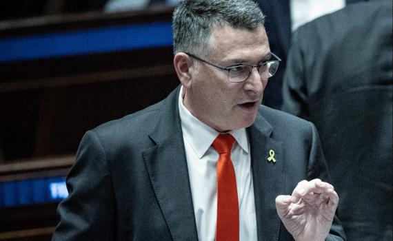 גדעון סער תוקף את ראש השב"כ: "שימוש לרעה בסמכויות המשרה"