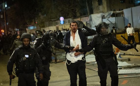 שלום ואחדות: החרדים צריכים ללמוד מאדמו"רי בית רוז'ין