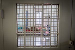 לצד מדרשה: 30 בנות שירות לאומי ישובצו בשב"ס ובמשטרה