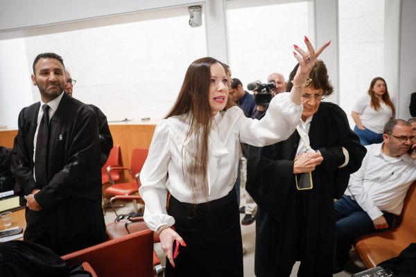 צפו בתיעוד: טלי גוטליב הוצאה בכח מהדיון בבית המשפט